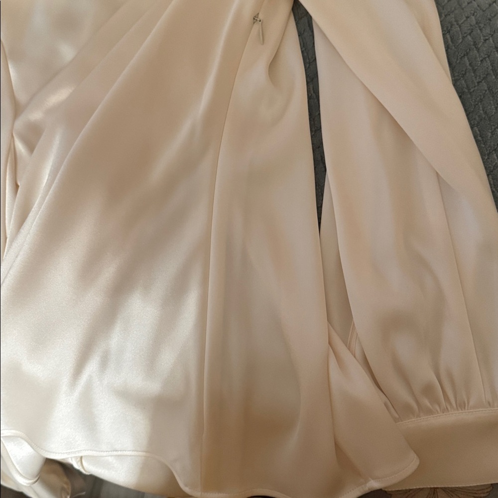 St. John Cream Cowl Neck Top - Picture 8 of 10